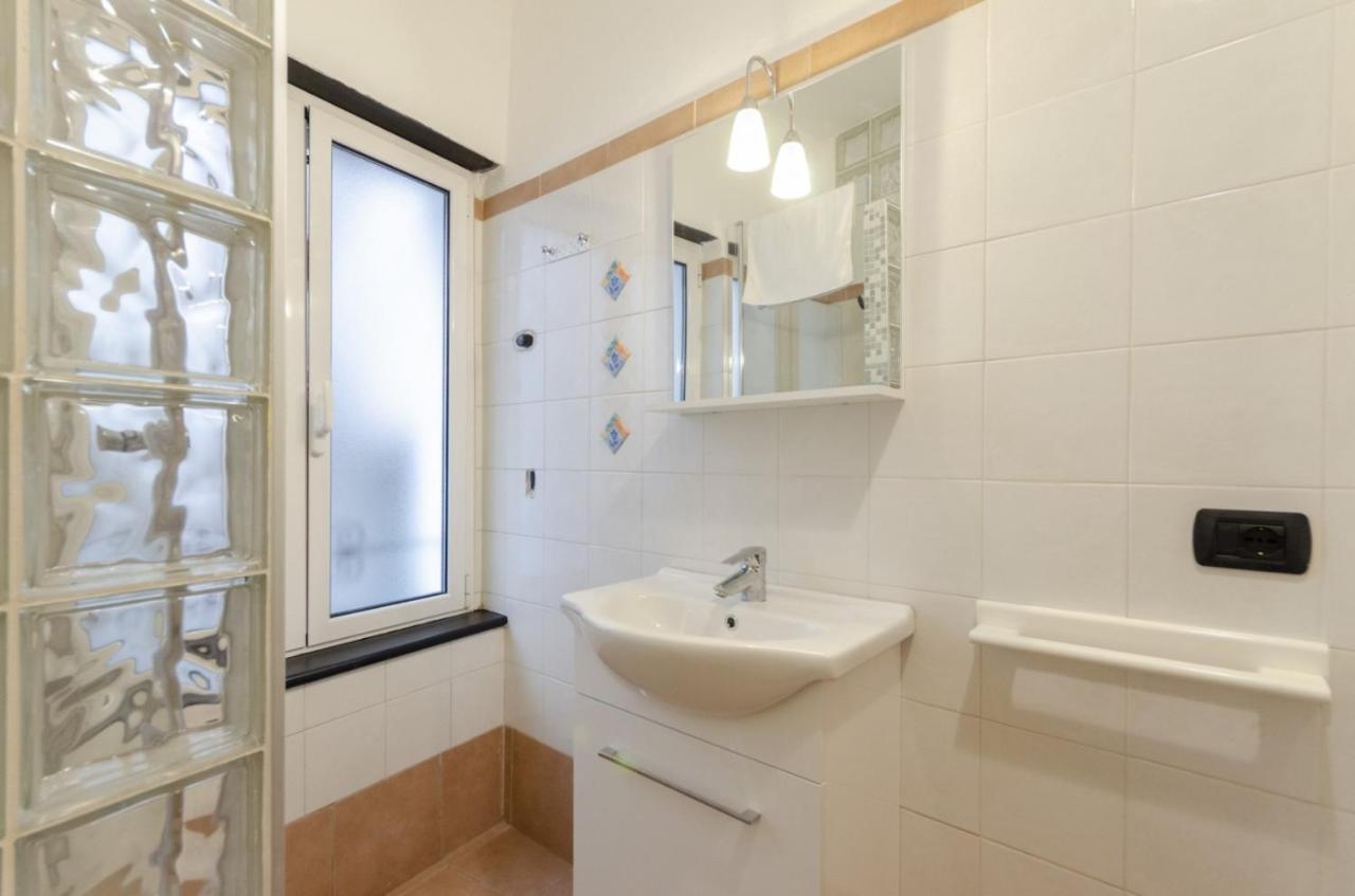 Apartament Joivy Warm Family Flat For 9, Near Porto Antico Genua Zewnętrze zdjęcie